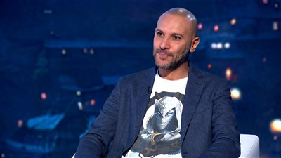 المخرج محمد دياب ضيف منى عبد الوهاب في 