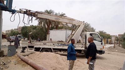 دعم شبكات الكهرباء المتهالكة في قرى أبومناع بدشنا بقنا