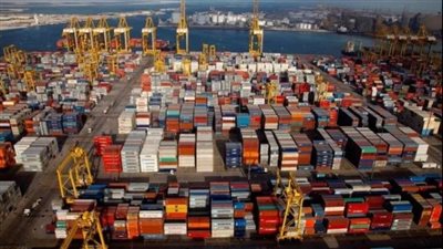 انخفاض عجز الميزان التجاري بنسبة 47 % خلال يناير الماضي