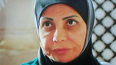 سوسن بدر تحذر مصطفى شعبان من أموال والده وتقيم في المسجد.. الحلقة 16 من 