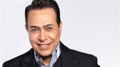 شاهد.. حكيم يفتتح حفلات الساحل 2023