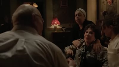 مشهد مؤثر من والدة الرائد نور بعد علمها بفقده.. أبرز أحداث الحلقة 18 من الكتيبة 101