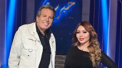 محمد مختار وناديه الجندي يتصدران تريند تويتر بعد حلقتها مع أسما إبراهيم في حبر سري