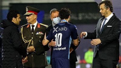هل يعود رمضان صبحي للنادي الأهلي بعد حضن الخطيب في نهائي كأس مصر؟