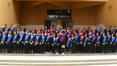 جامعة بنها تنظم زيارة طلابية للمنطقة الاستثمارية 