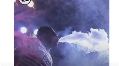 بسبب السجائر الإلكترونية.. تغريم شركة أمريكية نصف مليار دولار (فيديو)