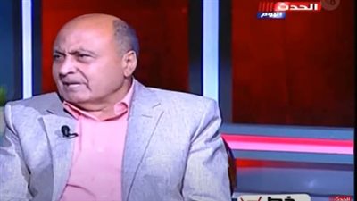 رئيس تحرير الأهرام الأسبق يفجر مفاجأة عن صندوق أسرار مبارك (فيديو)