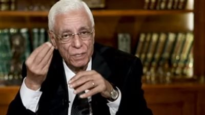 السكريات والإنسولين يسببان السمنة.. حسام موافي يوضح (فيديو)