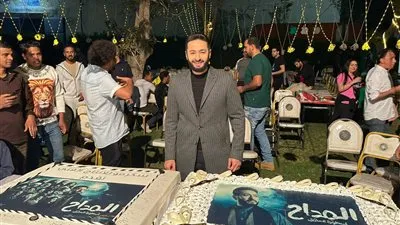 فركش.. حمادة هلال يحتفل بانتهاء تصوير 