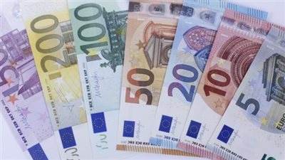 سعر اليورو.. تعرف على قيمة عملة الاتحاد الأوروبي اليوم الاثنين في البنوك المصرية