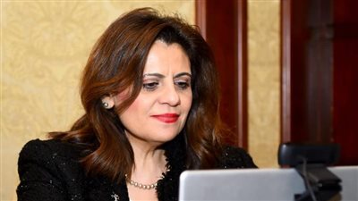 وزيرة الهجرة تدعو الطلاب المصريين بالسودان إلى ملء استمارة التسجيل الإلكترونية لمتابعتهم