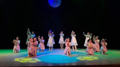 فراشات البالية تحلق بليالى رمضان بمسرح ٢٣يوليو بالمحلة