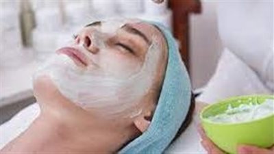 قبل العيد.. تمتعى بجلسة تنظيف عميقة للبشرة من المنزل