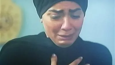 سهر الصايغ تمنع جومانا مراد من المساعدة في تكفين سوسن بدر.. الحلقة 26 من 