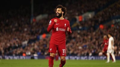 الأرقام القياسية تُطارد محمد صلاح.. هاري تشامبرز ينتظر خبرًا حزينًا الليلة 
