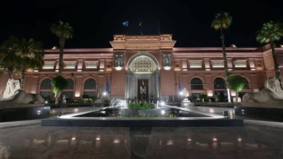 بعد قرار الآثار بمد ساعات الزيارة.. خبير: خطوة تستحق الشكر ونطالب بالمزيد 