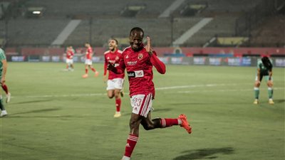 عاجل.. موقف بيرسي تاو من الرحيل عن الأهلي الصيف المقبل