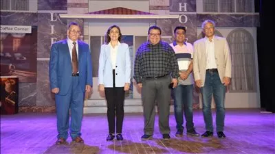 وزيرة الثقافة تتفقد أعمال تطوير مسرح ميامي بوسط البلد تمهيدا لإعادة افتتاحه