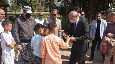 محافظ القليوبية يتفقد حدائق القناطر الخيرية بمناسبة عيد الفطر 