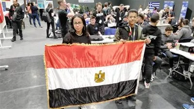 عمر مسعد ورودينا فيصل يحصلان على بطولة عالمية فى الروبوت برومانيا (صور)