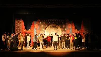 فرق الفنون الشعبية تؤدي بروفاتها بالعريش استعدادا للاحتفال بعيد تحرير سيناء