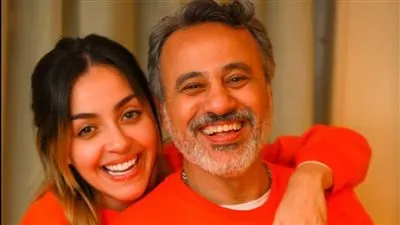 عيد ميلاد ست الستات.. إيهاب فهمي يحتفل بعيد ميلاد زوجتة