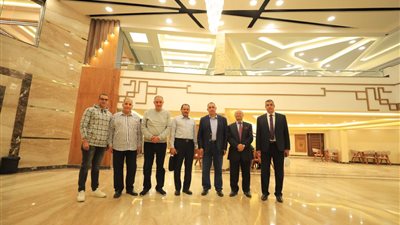 نقيب المحامين يجري جولة تفقدية لنادي محامين جليم