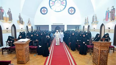 البابا تواضروس يستقبل نيافة الأنبا ماركوس ووفدًا من راهبات دير الشهيدة دميانة
