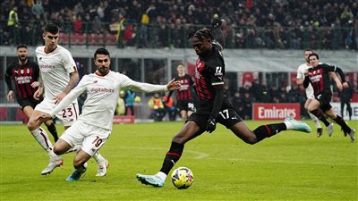تشكيل ميلان الرسمي لمواجهة روما في الدوري الإيطالي 
