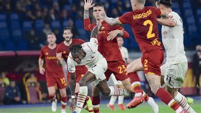 مورينيو يعلن تشكيل روما الرسمي لمواجهة ميلان اليوم في الدوري الإيطالي