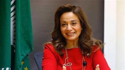 مفوضة الاتحاد الأفريقى تشيد ببرنامج حياة كريمة