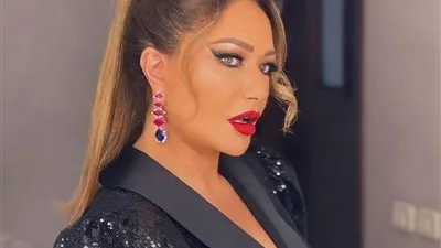 شاهد..أحدث الإطلالات للفنانة ليلى علوي