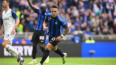 إنتر ميلان يقلب الطاولة على لاتسيو في الدوري الإيطالي