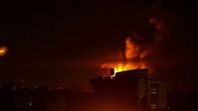 شاهد.. إسرائيل نشن غارات جوية على قطاع غزة