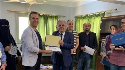 تكريم المشاركين في دورتين حول 