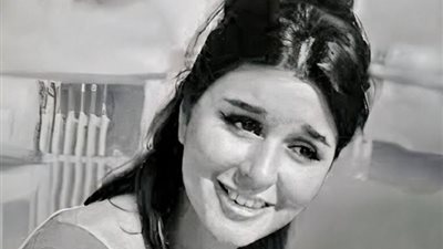 أبرزهم سعاد حسني.. 10 فنانات عربيات يتربعن على عرش الجمال فمن هن؟