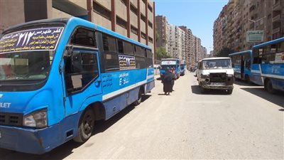 لمتابعة التزام السائقين بتعريفة الأجرة الجديدة.. حملات مكثفة على مواقف السرفيس بالجيزة