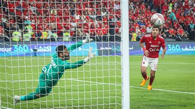 عاجل.. حقيقة تعطل الڤار في مباراة السوبر بين الأهلي وبيراميدز