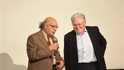 جمعية مهرجان الفيلم تستفتح المهرجان بصور بعض الأعمال لـ حسين فهمي