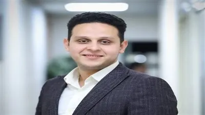 أحمد ياسر: كيف أصبح الدولار أعلى عملة عالمية في العالم؟