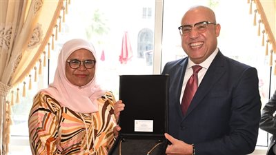 وزير الإسكان يلتقى مساعد الأمين العام للأمم المتحدة 