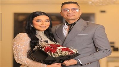 عاجل - حسن شاكوش وزجته.. كواليس التريند الأشهر في مصر الآن 