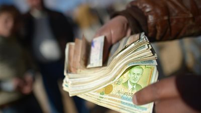 أسعار العملات مقابل الجنيه في مصر اليوم.. ما هو مصير السوق السوداء؟