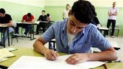 جدول الامتحانات الإلكترونية لطلاب الصف الثالث الإعدادي المصريين في الخارج
