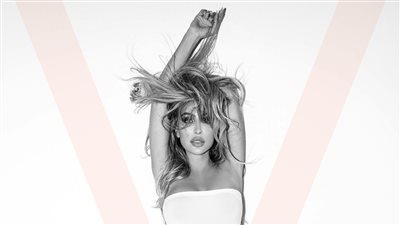 مايا دياب توقع مع وارنر ميوزك الشرق الأوسط