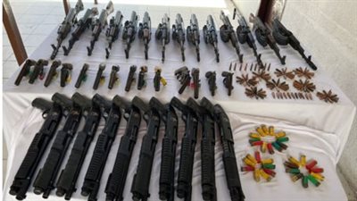 حملة أمنية بأسيوط تضبط حائزي الأسلحة النارية وتجار المواد المخدرة