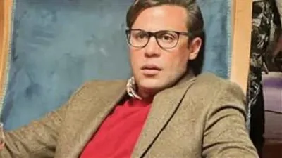 بكرش.. محمد إمام يكشف عن فورمة فيلم 