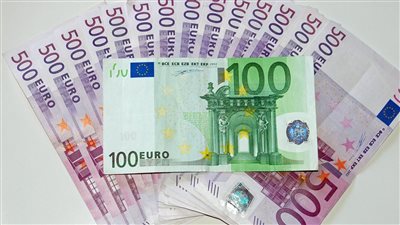 تزامنًا مع مستهل العطلة الإسبوعية.. سعر اليورو اليوم 12 مايو 2023 