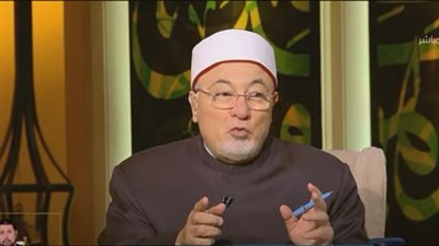 خالد الجندي: 