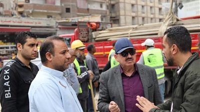 رئيس صرف الإسكندرية يتفقد مشروع فصل مياه الأمطار 